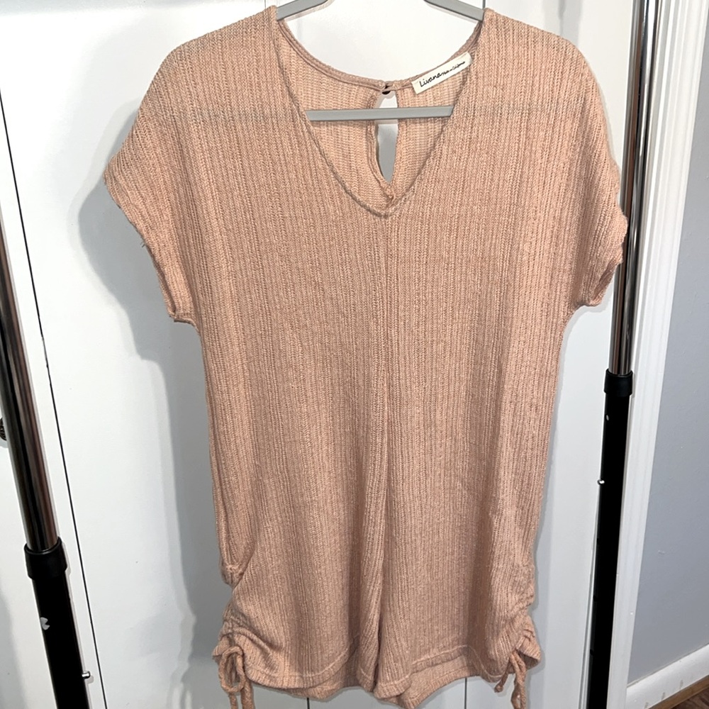 Blush Colored Romper • Womens Sz Small 🪷